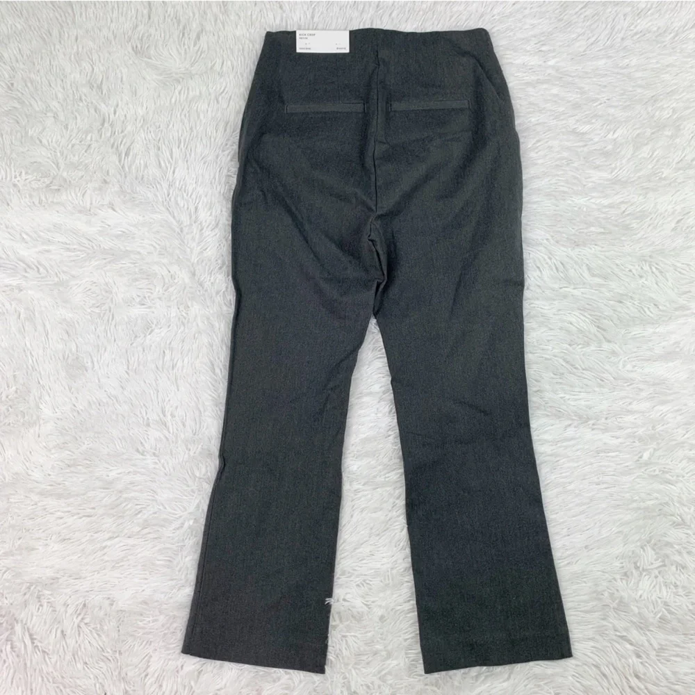 Loft petite high rise kick cropped pin tuck pants in grey‎ flat front - Picture 10 of 14